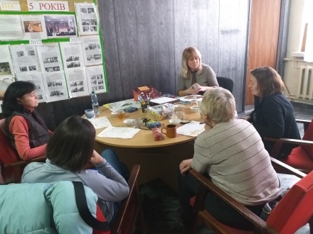 «Жіноче щастя» - тренінг і вправи після стресу для ВПО