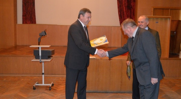 Станіслав Прокопенко відвідав Інститут органічної хімії НАН України.